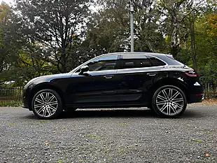 Used 2017 Porsche Macan S Black - Interior and Exterior details 2