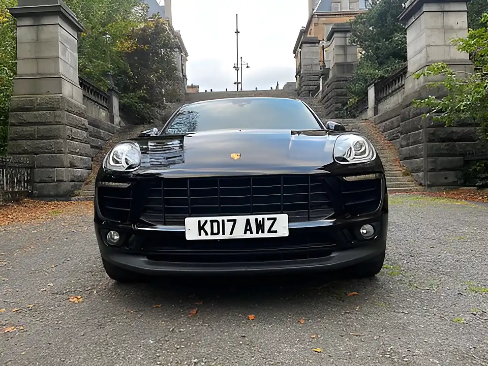 Used 2017 Porsche Macan S Black - Interior and Exterior details 4