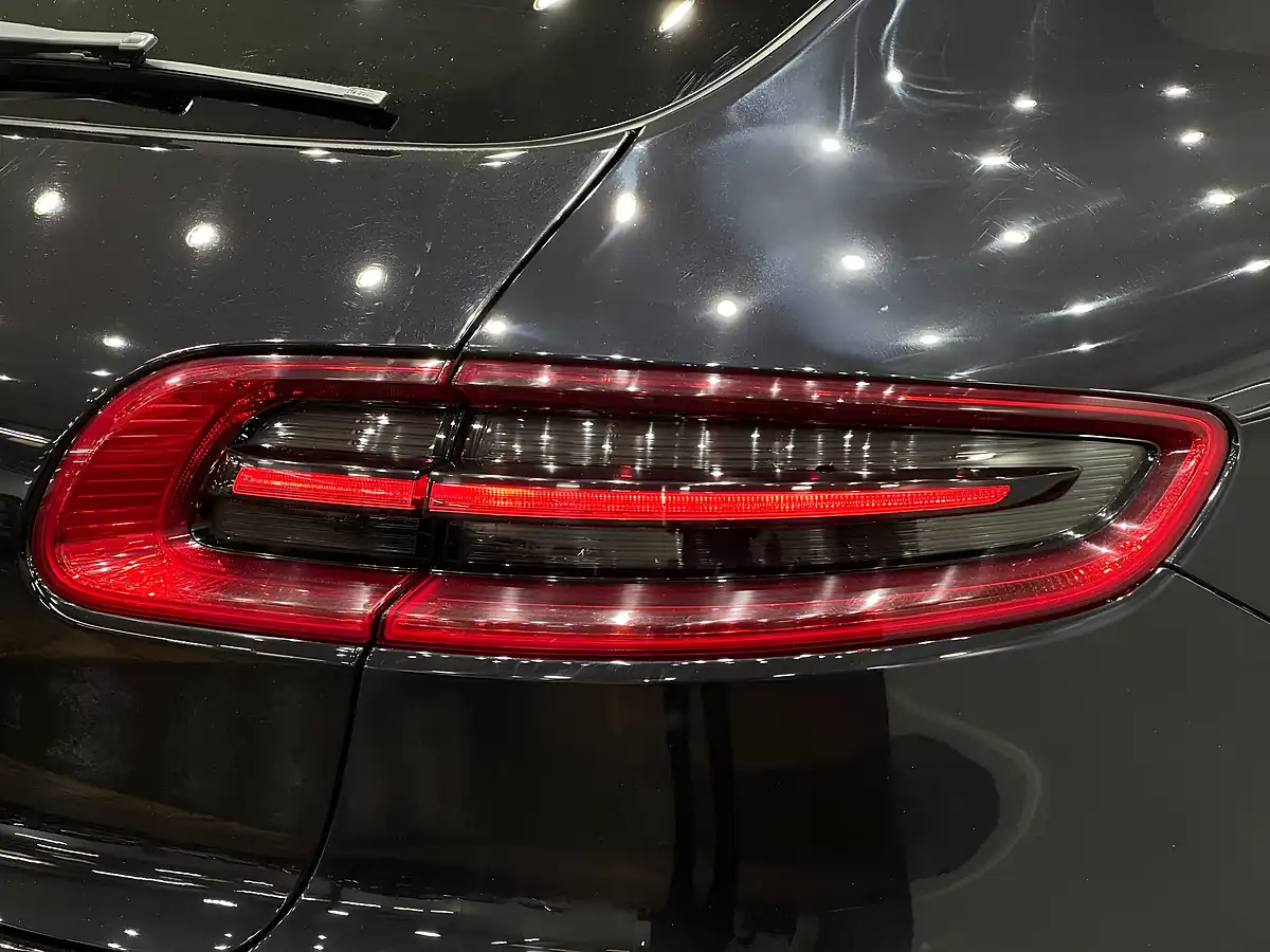 Used 2017 Porsche Macan S Black - Interior and Exterior details 12