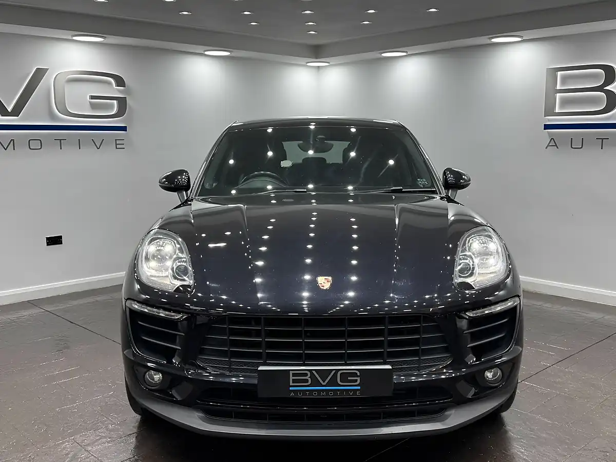 Used 2017 Porsche Macan S Black - Interior and Exterior details 4