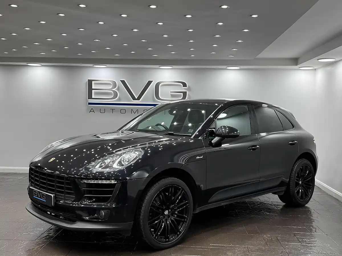 Used 2017 Porsche Macan S Black - Interior and Exterior details 5