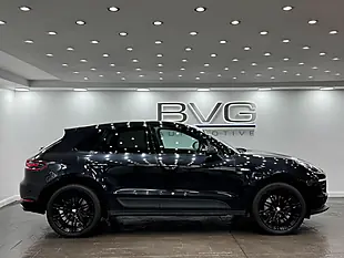 Used 2017 Porsche Macan S Black - Interior and Exterior details 7
