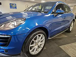 Used 2017 Porsche Macan S Blue - Interior and Exterior details 12
