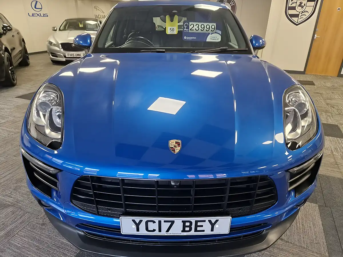 Used 2017 Porsche Macan S Blue - Interior and Exterior details 13