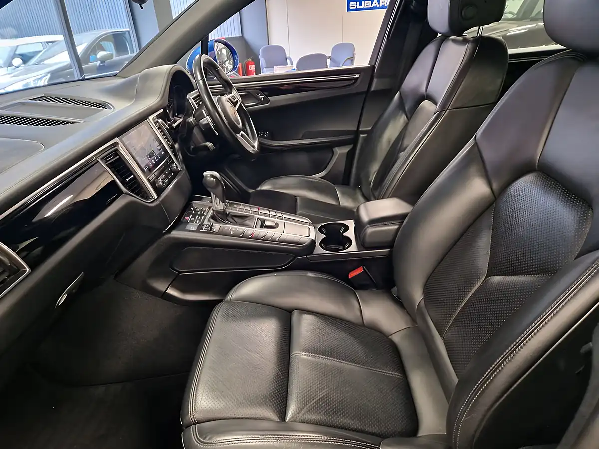 Used 2017 Porsche Macan S Blue - Interior and Exterior details 19