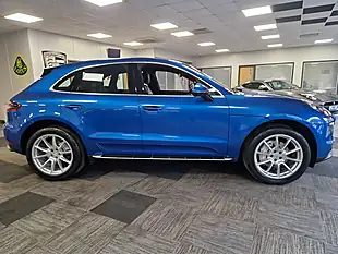 Used 2017 Porsche Macan S Blue - Interior and Exterior details 5
