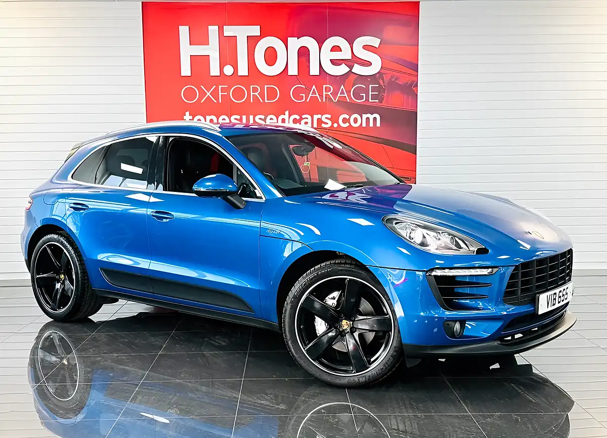 Used 2017 Porsche Macan S Blue - Front View