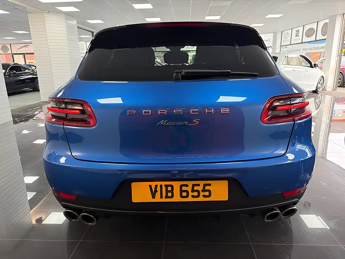 Used 2017 Porsche Macan S Blue - Interior and Exterior details 10
