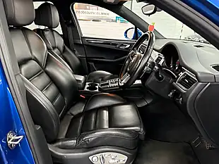 Used 2017 Porsche Macan S Blue - Interior and Exterior details 14