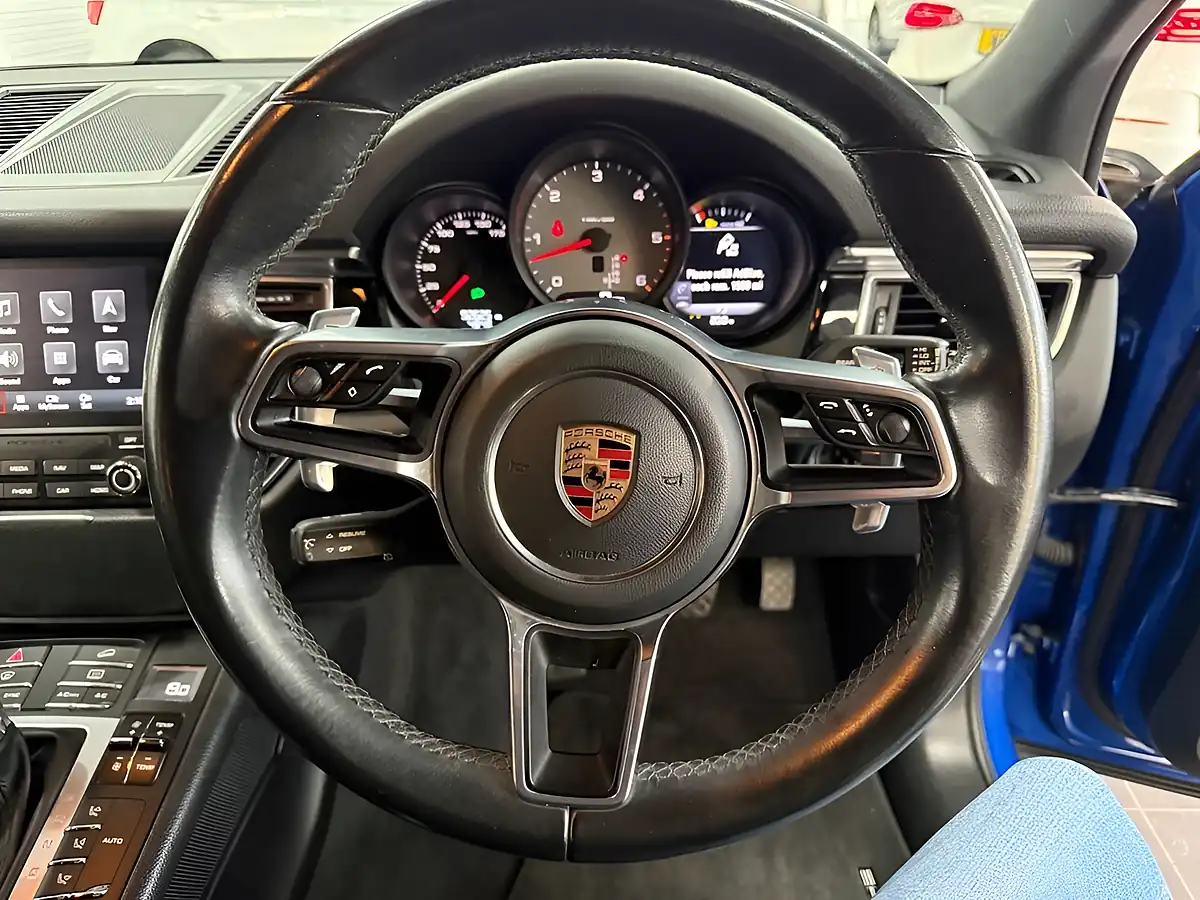 Used 2017 Porsche Macan S Blue - Interior and Exterior details 16