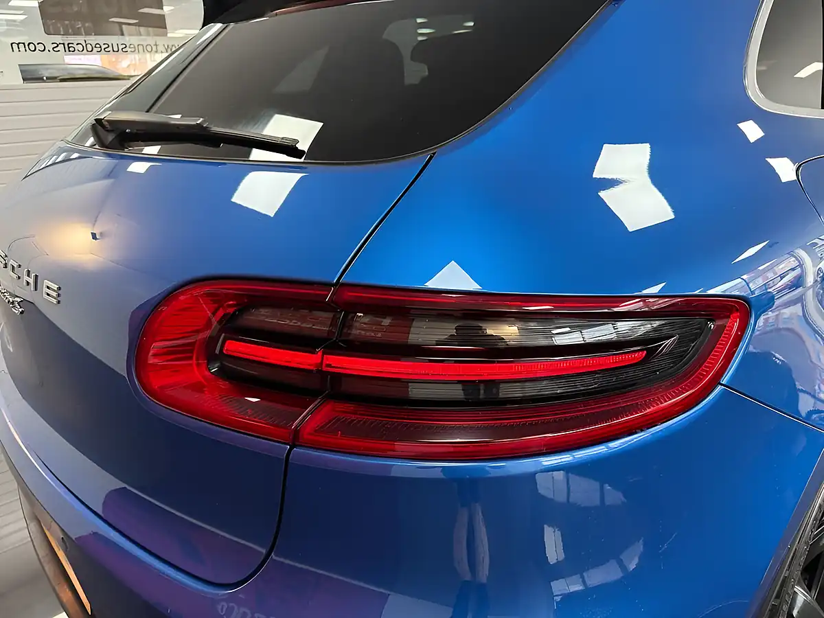 Used 2017 Porsche Macan S Blue - Interior and Exterior details 7