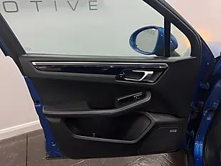 Used 2017 Porsche Macan S Blue - Interior and Exterior details 15