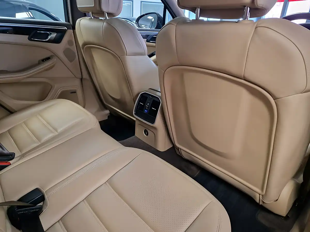 Used 2017 Porsche Macan S Brown - Interior and Exterior details 15