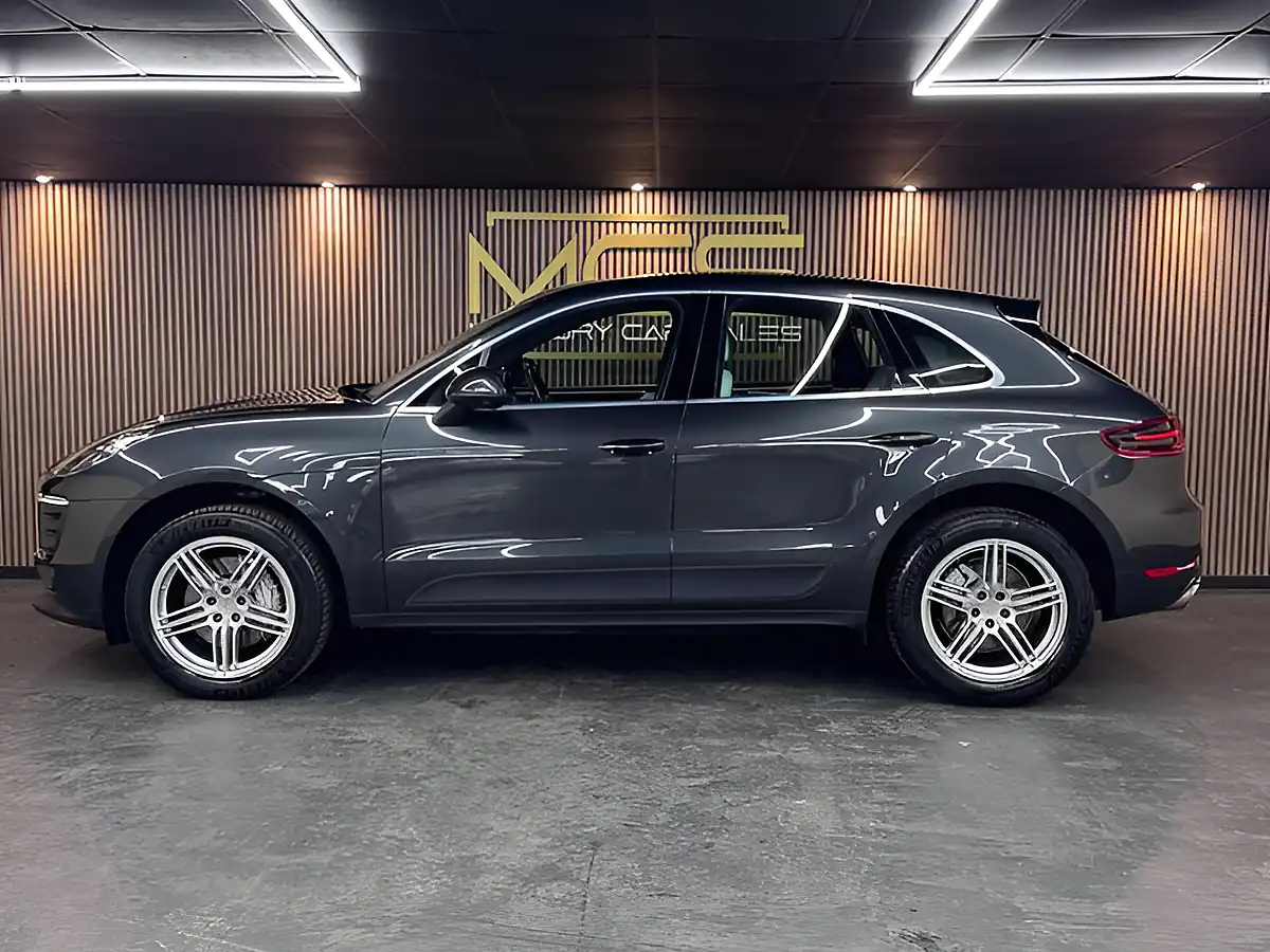 Used 2017 Porsche Macan S Grey - Interior and Exterior details 7