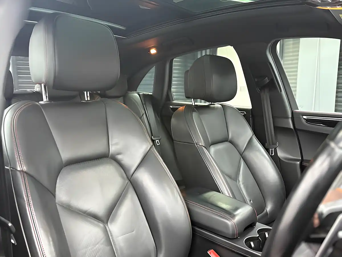 Used 2017 Porsche Macan S Pdk Red - Interior and Exterior details 10