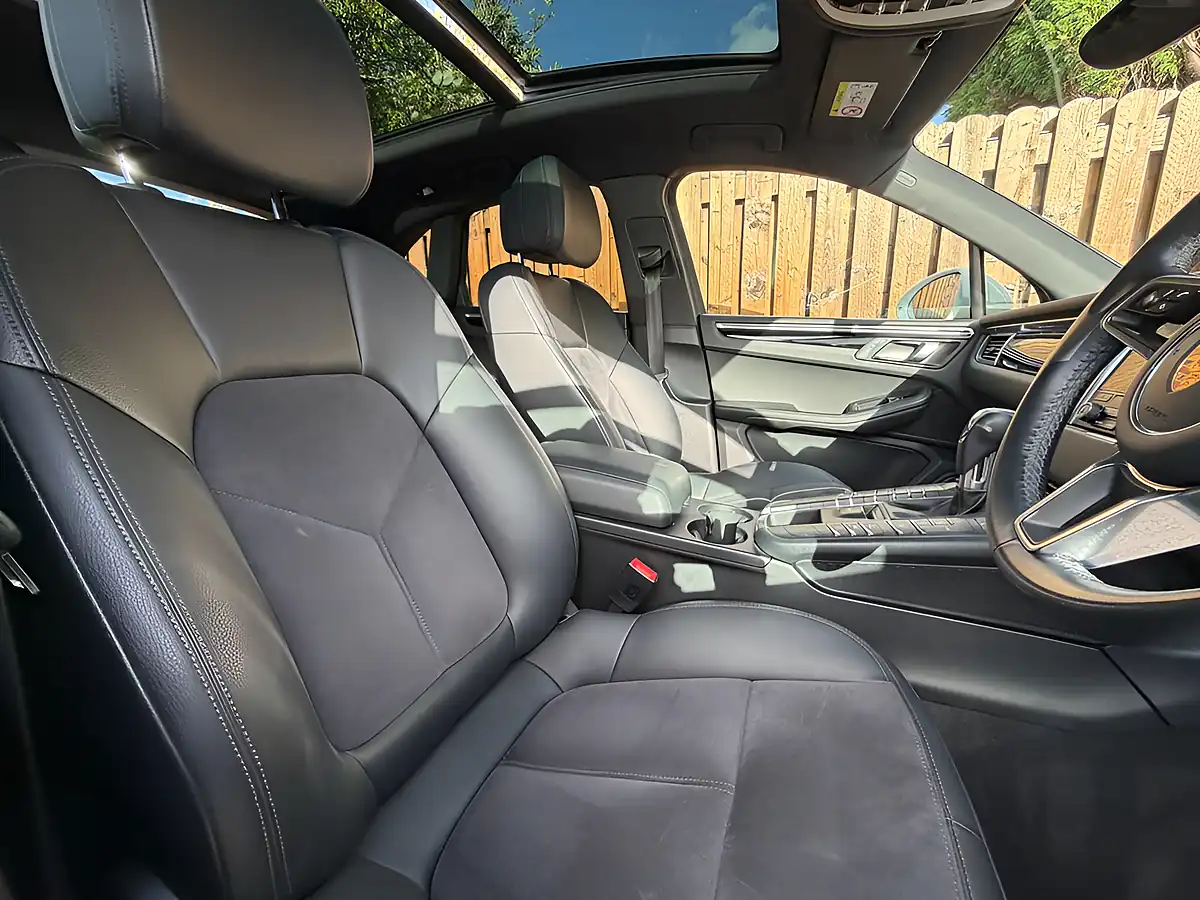 Used 2017 Porsche Macan S White - Interior and Exterior details 5