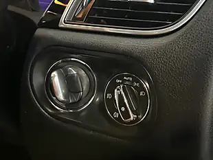 Used 2017 Porsche Macan White - Interior and Exterior details 10