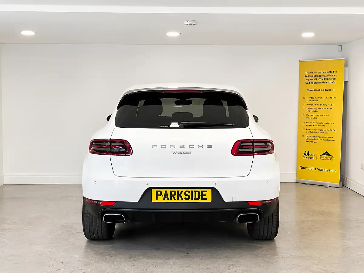 Used 2017 Porsche Macan White - Interior and Exterior details 6
