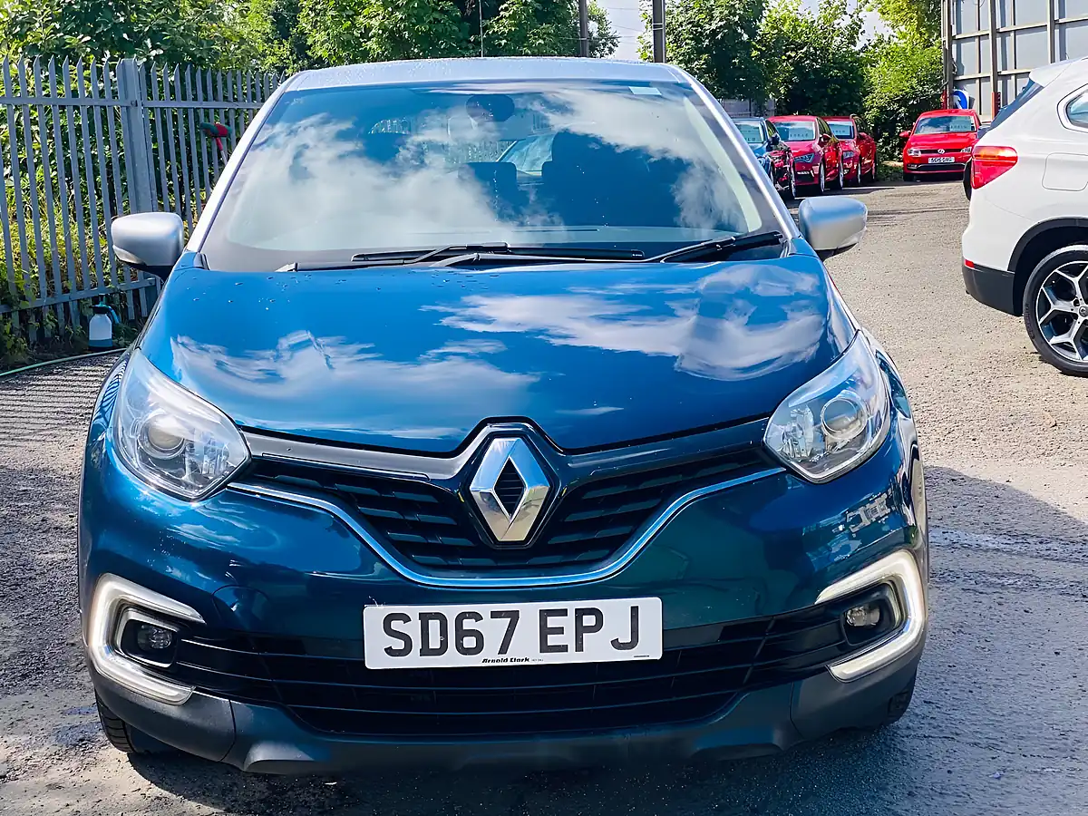 Used 2017 Renault Captur Dynamique Nav Blue - Interior and Exterior details 2