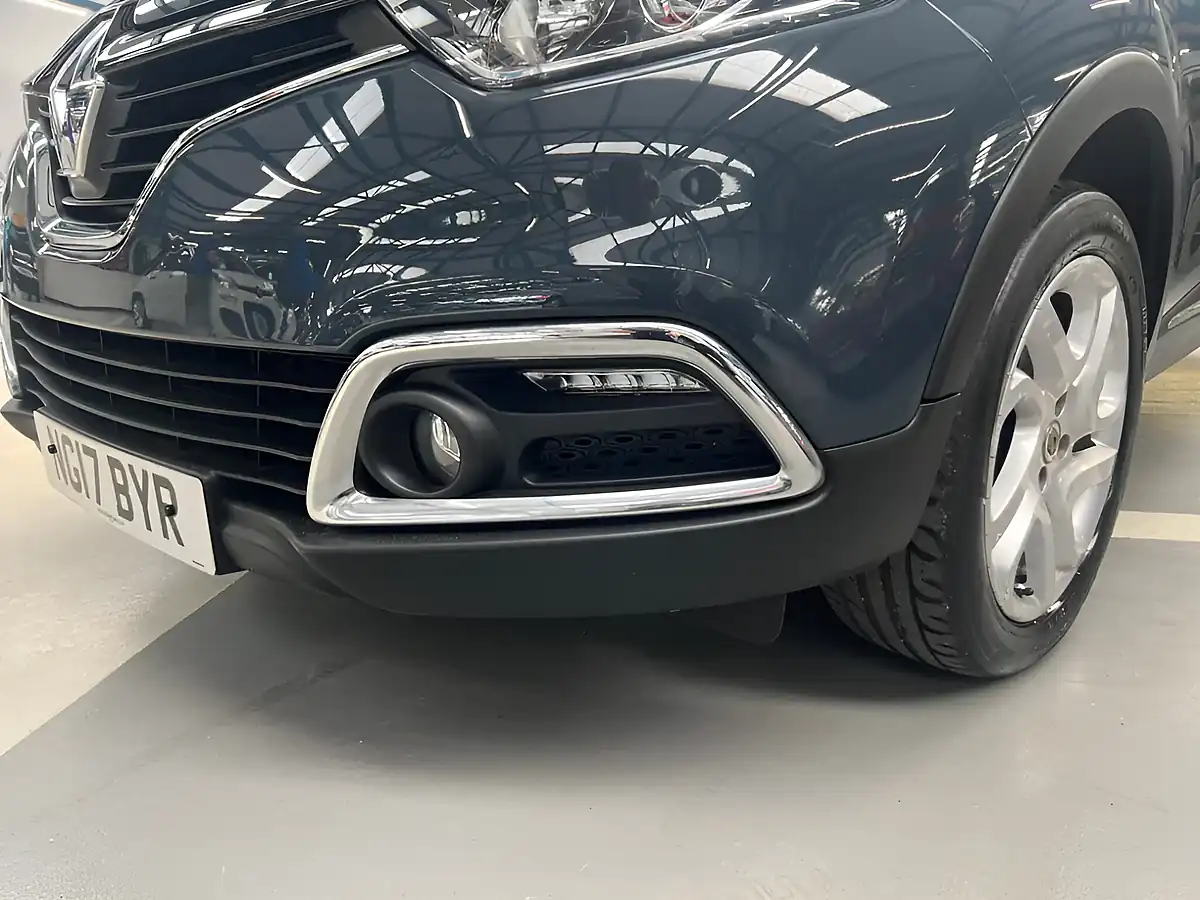 Used 2017 Renault Captur Dynamique Nav Blue - Interior and Exterior details 20