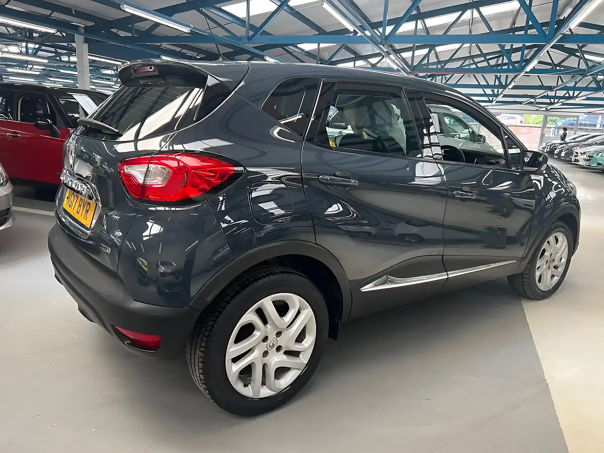 Used 2017 Renault Captur Dynamique Nav Blue - Interior and Exterior details 9
