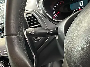 Used 2017 Renault Captur Dynamique Nav Desert Orange - Interior and Exterior details 13