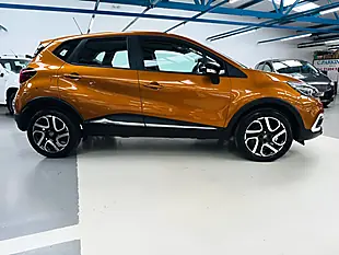 Used 2017 Renault Captur Dynamique Nav Desert Orange - Interior and Exterior details 20