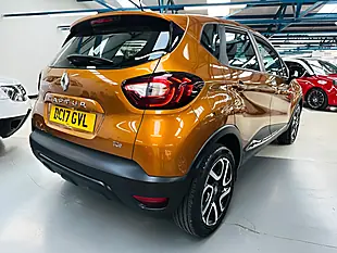 Used 2017 Renault Captur Dynamique Nav Desert Orange - Interior and Exterior details 5