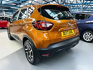 Used 2017 Renault Captur Dynamique Nav Desert Orange - Interior and Exterior details 6