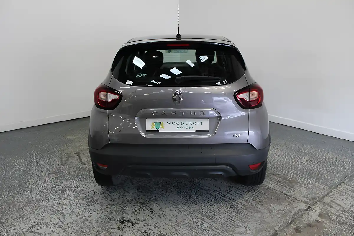 Used 2017 Renault Captur Dynamique Nav Grey - Interior and Exterior details 11