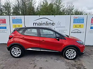 Used 2017 Renault Captur Dynamique Nav Red - Interior and Exterior details 10