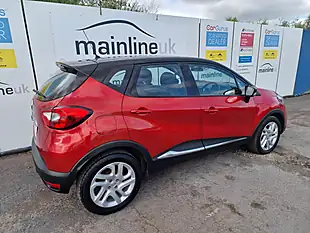 Used 2017 Renault Captur Dynamique Nav Red - Interior and Exterior details 12