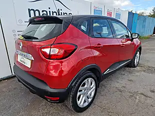 Used 2017 Renault Captur Dynamique Nav Red - Interior and Exterior details 13