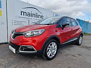 Used 2017 Renault Captur Dynamique Nav Red - Interior and Exterior details 7
