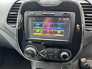 Used 2017 Renault Captur Dynamique Nav Silver - Interior and Exterior details 15