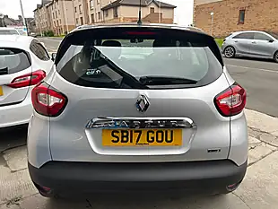 Used 2017 Renault Captur Dynamique Nav Silver - Interior and Exterior details 6