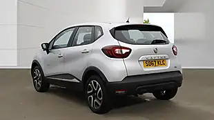 Used 2017 Renault Captur Dynamique Nav Silver - Interior and Exterior details 3