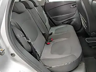 Used 2017 Renault Captur Dynamique Nav Silver - Interior and Exterior details 12