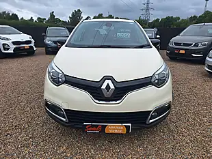 Used 2017 Renault Captur Dynamique Nav White - Interior and Exterior details 11