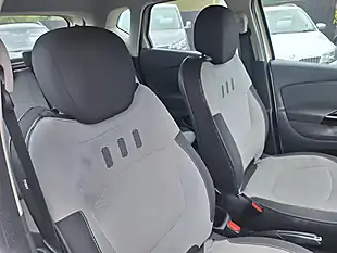 Used 2017 Renault Captur Dynamique Nav White - Interior and Exterior details 14