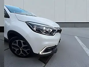 Used 2017 Renault Captur Dynamique Nav White - Interior and Exterior details 6