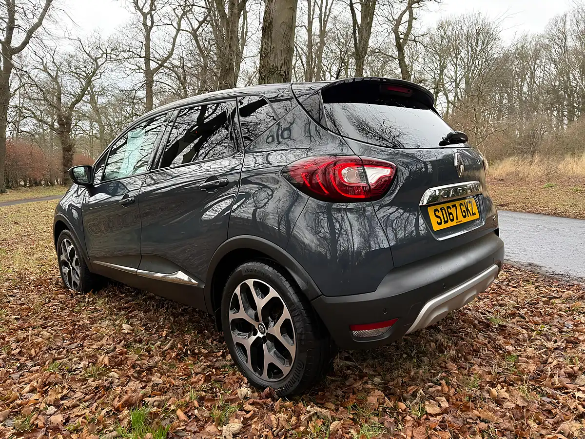 Used 2017 Renault Captur Dynamique S Nav Blue - Interior and Exterior details 2