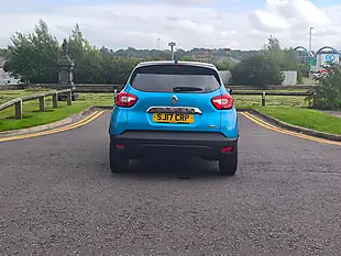 Used 2017 Renault Captur Dynamique S Nav Blue - Interior and Exterior details 14