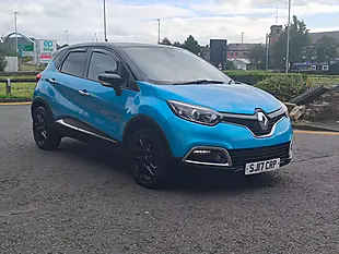 Used 2017 Renault Captur Dynamique S Nav Blue - Interior and Exterior details 9