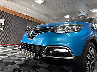 Used 2017 Renault Captur Dynamique S Nav Blue - Interior and Exterior details 11