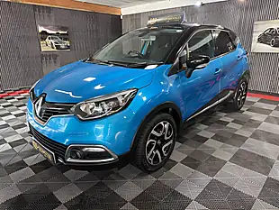 Used 2017 Renault Captur Dynamique S Nav Blue - Interior and Exterior details 4