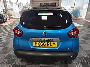 Used 2017 Renault Captur Dynamique S Nav Blue - Interior and Exterior details 7