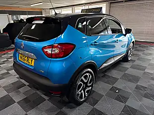 Used 2017 Renault Captur Dynamique S Nav Blue - Interior and Exterior details 8