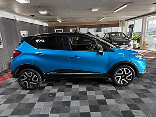 Used 2017 Renault Captur Dynamique S Nav Blue - Interior and Exterior details 9