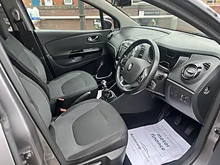 Used 2017 Renault Captur Dynamique S Nav Grey - Interior and Exterior details 9